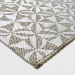 Cameo Outdoor Rug Gray/White - Opalhouse™